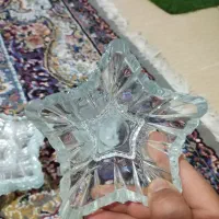 آجیل خوری با بشقاب