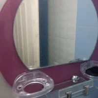 اینه‌سرویس‌بهداشتی.ویک عدد لوستر شاخه ای