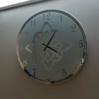 ساعت دیواری