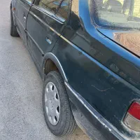یک دستگاه سواری پژوآردی اسقاطی
