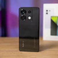 دو عدد گوشی Note 13 pro 5g و Poco X6 pro