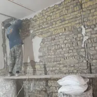 کاشی کاری، سنگ کاری، سیمان کاری، دیوار چینی، تخریب