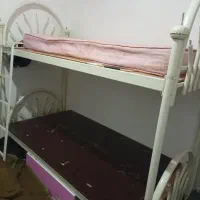 تخت دو طبقه