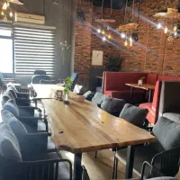 یک نفر نیرو آقا مسلط به رانندگی
