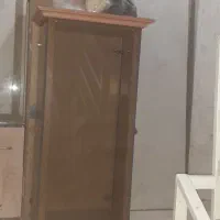 تعدادی شلف وتعدادی  دکوری  کابینت  ویخچال|کتابخانه، شلف، قفسه‌های دیواری|تهران, تهران‌نو|دیوار