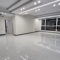 فروش-آپارتمان-با-حیاط-اختصاصی
