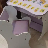 میزتحریر و اسباب بازی کودک