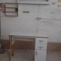 وسایل سالن زیبایی|آرایشگاه و سالن‌های زیبایی|ملایر, |دیوار