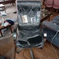 صندلی پایه دار