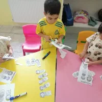 مدرس زبان انگلیسی در گرمدره