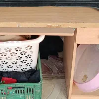 سلام یک عدد میز کامپیوتر میفروشم|میز تحریر و کامپیوتر|پارس‌آباد, |دیوار