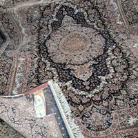 یک جفت فرش۹متری۷۰۰شانه۲۵۵۰تراکم نگین مشهد سورمه ای|فرش|تهران, سجاد|دیوار