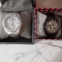 دو عدد ساعت