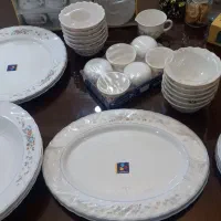 سرویس دوازده نفره ارکوپال ویکتوریا اصل فرانسه|ظروف سرو و پذیرایی|تهران, نیروی هوایی (پیروزی)|دیوار