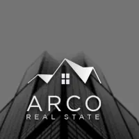 استخدام مشاور املاک ((فاز۸))