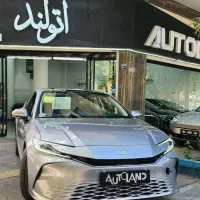 تویوتا کمری۲.۵ لیتری چین تیتانیوم(مدل۲۰۲۵)AutoLand