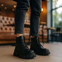 نیم بوت زنانه مشکی مدل Roxana