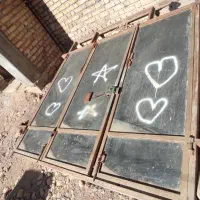 در حیاط ماشین رو|مصالح و تجهیزات ساختمان|آبدانان, |دیوار