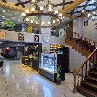 استخدام در کافه‌ رستوران