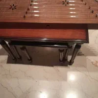 سنتور با میز و جعبه