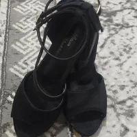 کفش پاشنه بلند