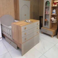 مدل راه راه ،تخت و کمد نوزاد و نوجوان