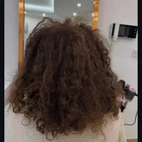 کراتین|خدمات آرایشگری و زیبایی|رشت, معلم|دیوار