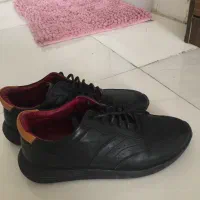 کتونی چرم کاملا نو سایز ۳۹