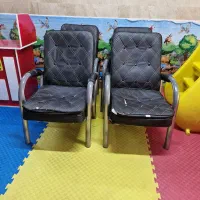 صندلی اداری محکم