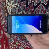 آیفون SE 2020 تر و تمیز