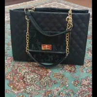 کیف|کیف، کفش، کمربند|اشتهارد, |دیوار