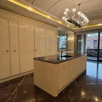 اکازیون ۱۶۳ متری دونبش در صارمی هفت تیر، غرق نور