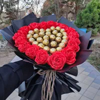 گل های مصنوعی در طرح و رنگ به دلخواه شما عزیزان|گل مصنوعی|قم, هفت تیر|دیوار