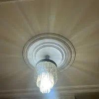 دو عدد لوستر همراه با دیوار کوب