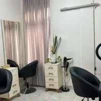 اجاره اتاق ومیز  و  صندلی و ارایه مدرک فنی حرفه ای