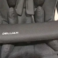 صندلی کودک دلیجان در حد نو|تخت و صندلی بچه|قائن, |دیوار