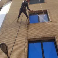کفسابی نماشویی نماشور شستشوی نما پیچ روپلاک سنگساب