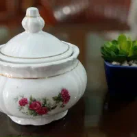 ظروف قدیمی نو