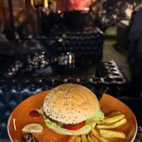 قلیون زن اقا و ظرف شور خانم