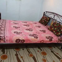 تخت خواب فلزی