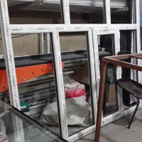 درب و پنجره دوجداره و توری (ضد حشره)