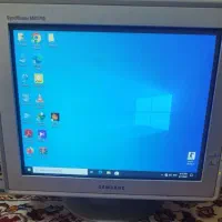 ۲ عدد مانیتور crt + چند عدد پاور