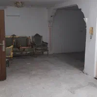 اجاره همکف ۸۵متری تک خوابه عبور مشترک