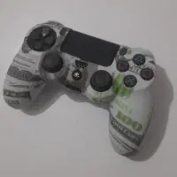 دسته پی اس ۴