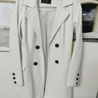 یک پالتو چرم دخترانه-زنانه