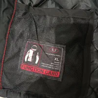 کاپشن برزنت ضدآب نو زیر قیمت بازار|لباس|سنندج, |دیوار