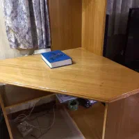 میز تحریر چوبی بسیار شیک