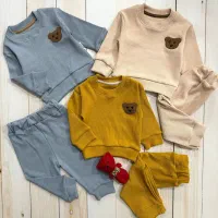 انواع لباس بچگانه ونوزادی خونگی میفروشم|کفش و لباس بچه|اردکان, |دیوار