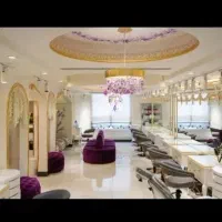 استخدام ناخن کار حرفه ای