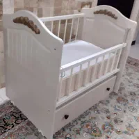 تخت کنار مادر گهواره ای|تخت و سرویس خواب|قم, انسجام|دیوار